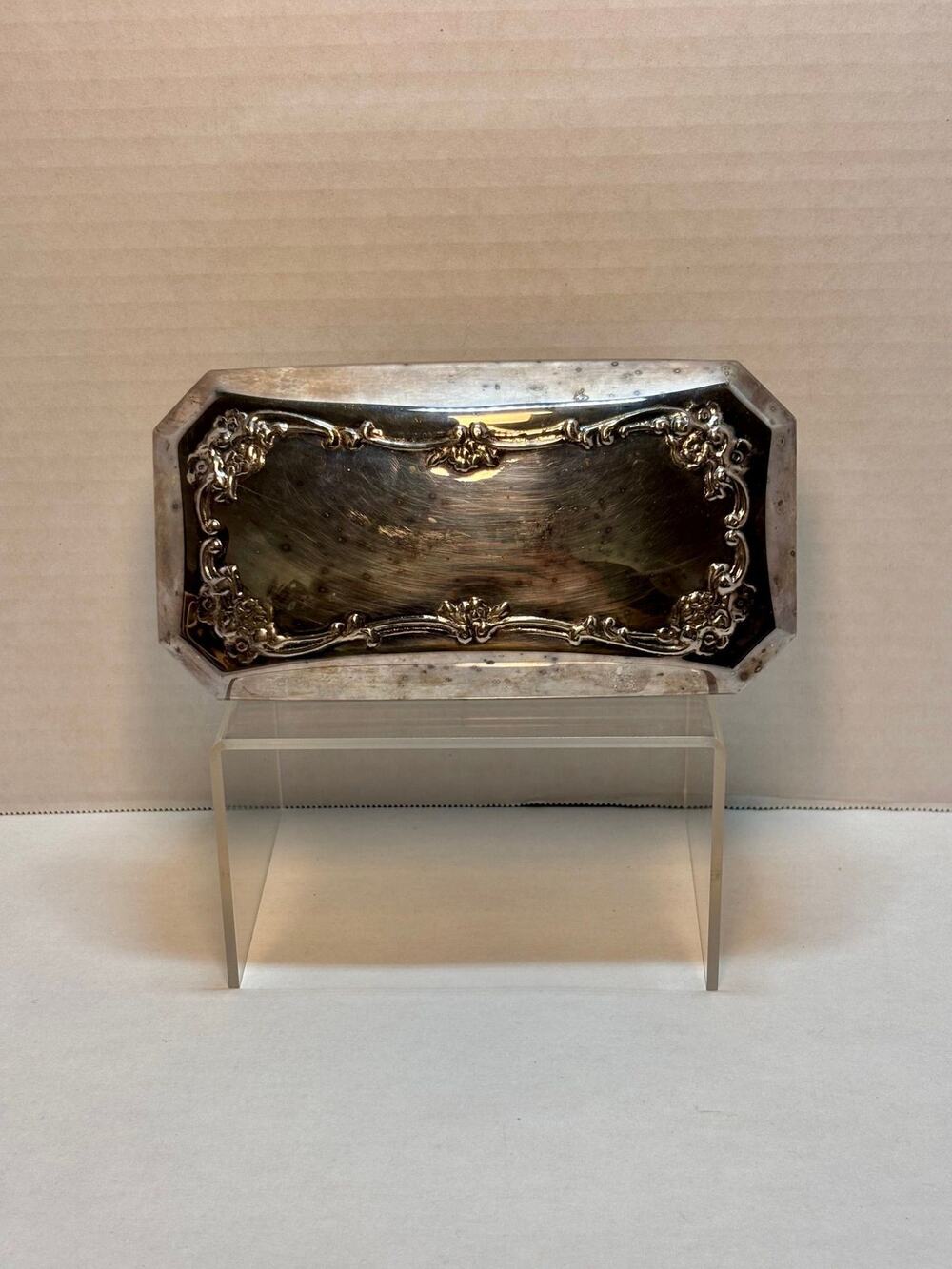 Vintage Sheridan Silver Sweeperette Table Maid